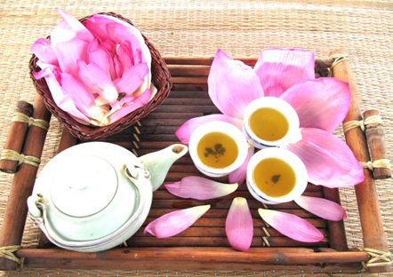 Trà sen -  một biểu tượng của tinh hoa văn hoá trà Việt Nam